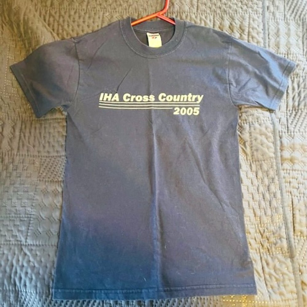 IHA (Immaculate Heart Academy ) Cross Country VINTAGE 2005 Tee Shirt Small Blue